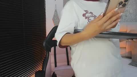 Ahmara  online show from December 14, 2025, 11:37 am