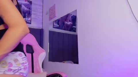 Aida online show from April 7, 2026, 11:15 pm