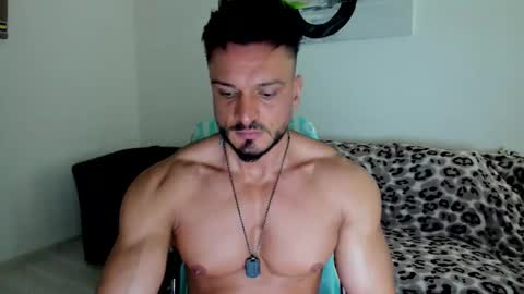 aidandark0 online show from November 18, 2025, 9:36 am