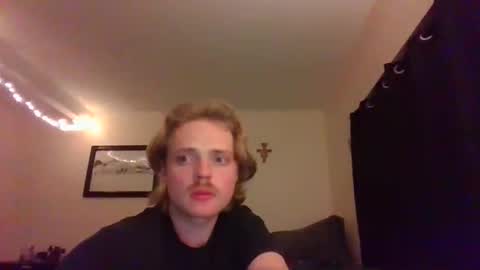 aidenisdunn online show from March 25, 2026, 11:16 am