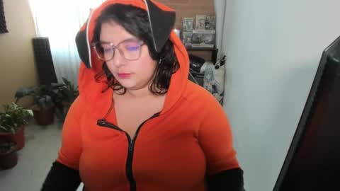 Snapshot of aikadreams chatting on September 9, 2025, 12:48 pm Catalina online show from September 9, 2025, 12:48 pm