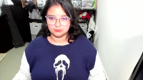 Snapshot of aikadreams chatting on October 28, 2025, 10:45 pm Catalina online show from October 28, 2025, 10:45 pm