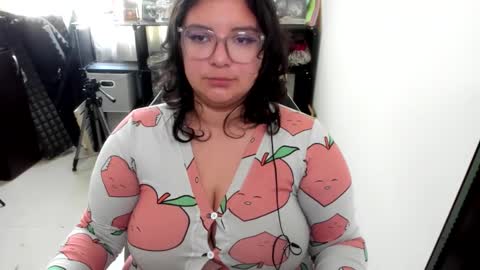 Snapshot of aikadreams chatting on November 24, 2025, 3:56 pm Catalina online show from November 24, 2025, 3:56 pm