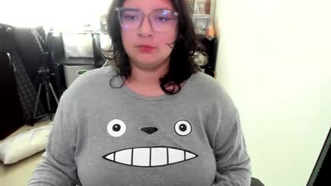 Snapshot of aikadreams chatting on December 5, 2025, 2:36 pm Catalina online show from December 5, 2025, 2:36 pm