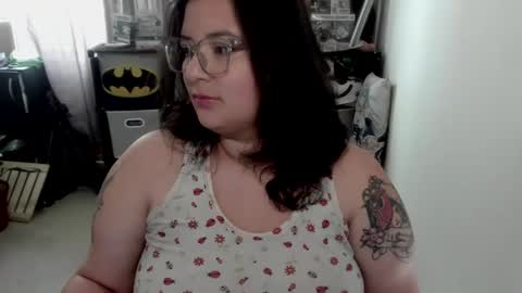 Snapshot of aikadreams chatting on February 9, 2026, 2:43 pm Catalina online show from February 9, 2026, 2:43 pm