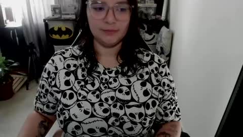 Snapshot of aikadreams chatting on April 10, 2026, 2:11 pm Catalina online show from April 10, 2026, 2:11 pm