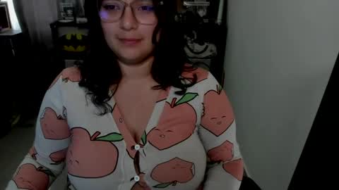 Snapshot of aikadreams chatting on April 15, 2026, 10:43 pm Catalina online show from April 15, 2026, 10:43 pm