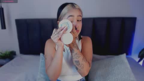 ailanacortes online show from February 18, 2026, 12:01 pm