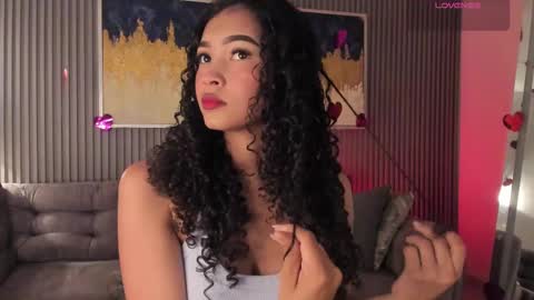 Alisson online show from February 17, 2025, 8:15 pm