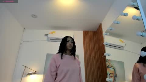 Alisson online show from October 17, 2025, 7:38 pm