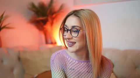  Aileen  online show from January 16, 2026, 9:08 pm