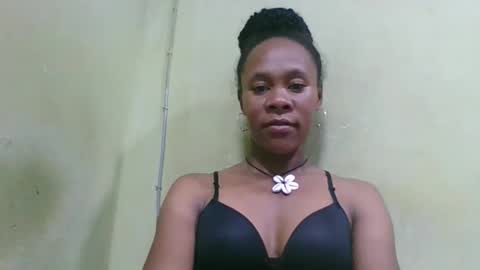 aimee982179 online show from April 22, 2026, 6:42 pm