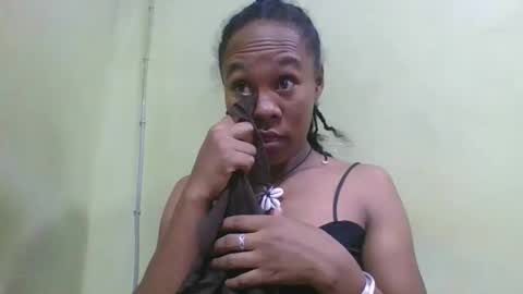 aimee982179 online show from April 28, 2026, 2:10 am