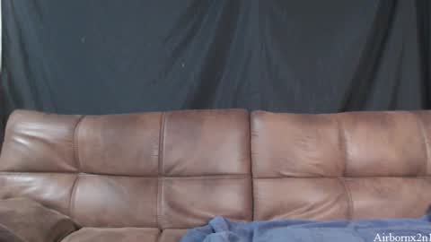 Leo  Airborn  Sir  Daddy online show from October 26, 2025, 4:18 am