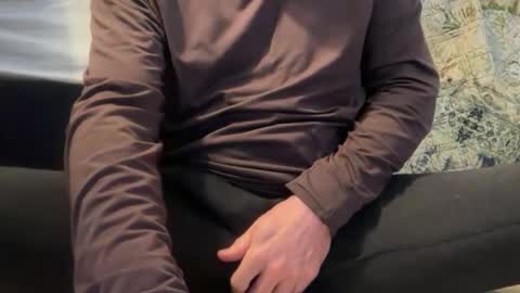 airier online show from April 9, 2026, 1:38 pm