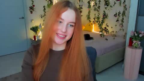 Snapshot of airysilhouette chatting on February 3, 2026, 6:40 am Louise online show from February 3, 2026, 6:40 am