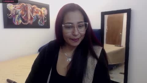 aisha_french online show from January 15, 2026, 3:16 pm