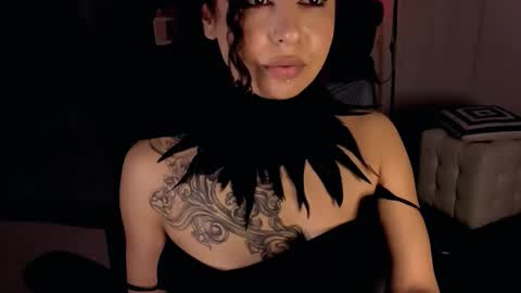 Aisha online show from March 19, 2026, 12:53 pm