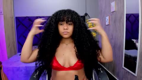 Snapshot of aisha_linh chatting on November 19, 2025, 2:55 am Aisha online show from November 19, 2025, 2:55 am