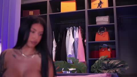 Maddy online show from September 20, 2025, 3:24 pm