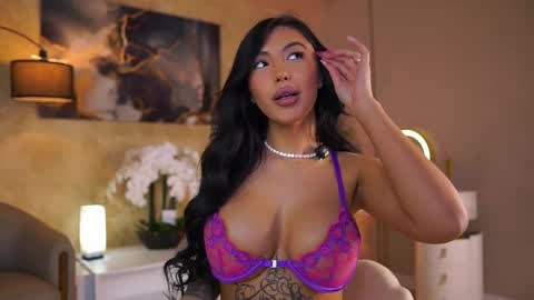 Maddy online show from November 5, 2025, 6:52 pm