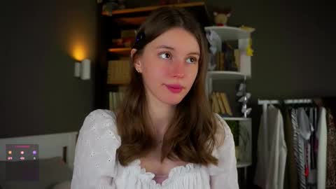 Aliza online show from November 24, 2025, 2:33 am