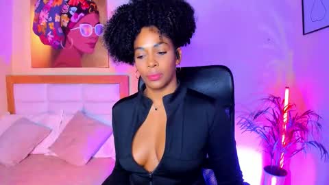 Aitana Brown online show from February 1, 2026, 3:32 pm