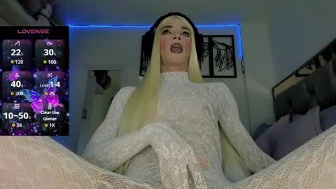 Snapshot of aiunii_jd chatting on February 1, 2026, 6:28 pm aiunii online show from February 1, 2026, 6:28 pm