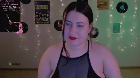 aiva_velvet online show from February 22, 2026, 7:56 pm