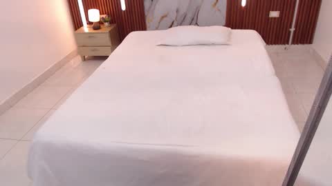 AIXA  online show from September 28, 2025, 12:10 pm