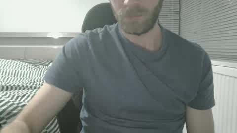 Snapshot of ajc393 chatting on February 4, 2026, 9:42 pm ajc393 online show from February 4, 2026, 9:42 pm