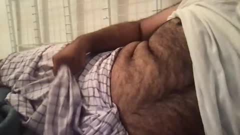 BigHairyGuy online show from December 18, 2025, 6:19 am