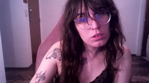 Snapshot of akamedolle chatting on November 14, 2025, 4:33 am Veronica Akame 3 online show from November 14, 2025, 4:33 am