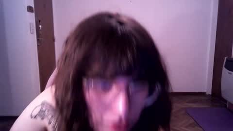 Snapshot of akamedolle chatting on November 26, 2025, 2:56 am Veronica Akame 3 online show from November 26, 2025, 2:56 am