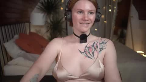 Akaneiro online show from February 26, 2025, 4:56 pm