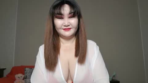 Snapshot of akanire chatting on November 26, 2025, 3:18 am Shelly online show from November 26, 2025, 3:18 am