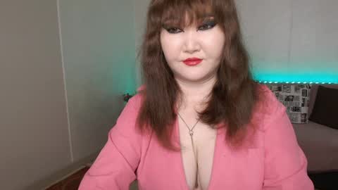 Snapshot of akanire chatting on June 9, 2026, 5:19 am Shelly online show from June 9, 2026, 5:19 am