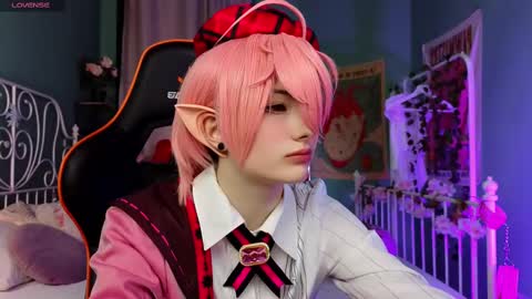 Akemi online show from February 14, 2025, 6:19 pm