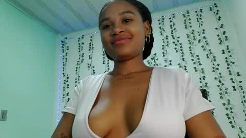 Snapshot of akemy_saunderz chatting on June 7, 2026, 3:10 am akemy_saunderz online show from June 7, 2026, 3:10 am