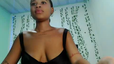 Snapshot of akemy_saunderz chatting on June 11, 2026, 3:04 am akemy_saunderz online show from June 11, 2026, 3:04 am