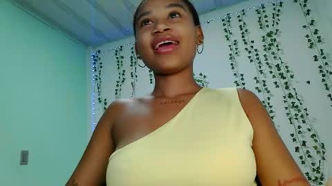 Snapshot of akemy_saunderz chatting on June 12, 2026, 3:16 am akemy_saunderz online show from June 12, 2026, 3:16 am