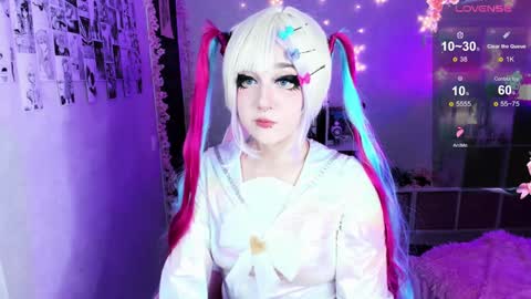 Snapshot of aki__ra chatting on February 10, 2025, 1:14 am Aki online show from February 10, 2025, 1:14 am