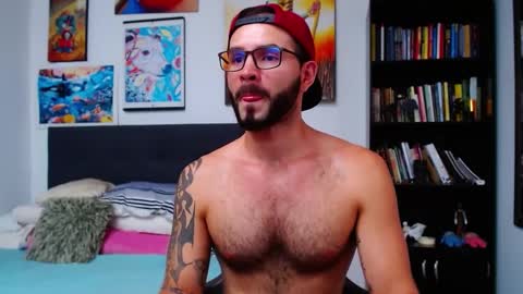 akiles online show from January 28, 2025, 10:12 pm