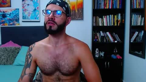 akiles online show from March 7, 2025, 1:31 am