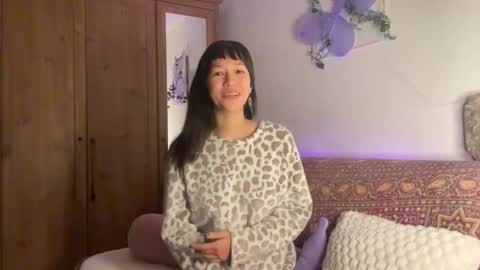 Akira Skye online show from November 20, 2025, 6:46 am