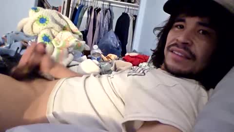 akkraimer27 online show from March 5, 2026, 2:02 pm