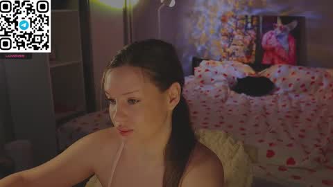 Snapshot of al1cegreen__ chatting on March 1, 2026, 8:05 am Alice online show from March 1, 2026, 8:05 am