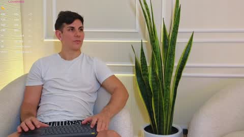 Al Fox  Miko Fortuni  online show from January 23, 2025, 1:19 am