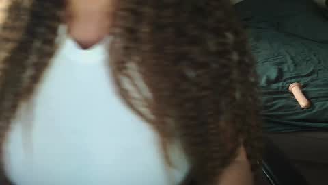 Alisha online show from December 9, 2024, 8:33 am