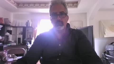 aladdin31673 online show from December 21, 2025, 5:20 pm